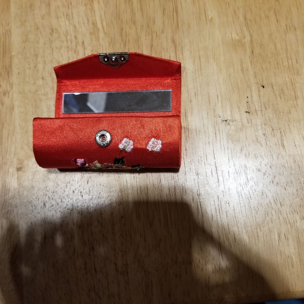 PURSE with compact mirror, lipstick holder & hook - Picture 6 of 8